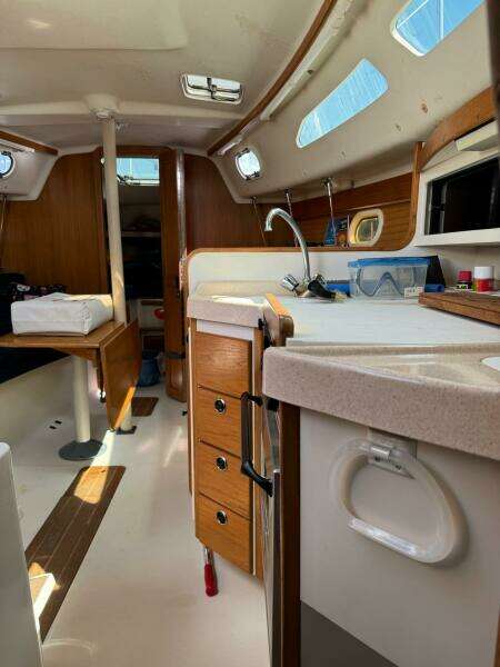 28ft Catalina Yacht For Sale