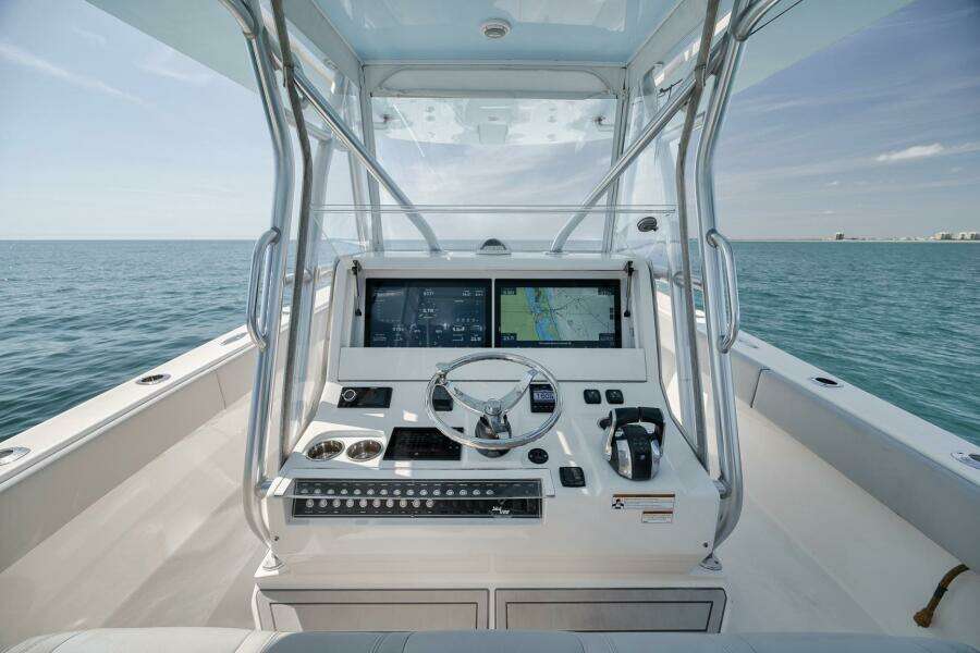 Corkscrew 39ft SeaVee Yacht For Sale
