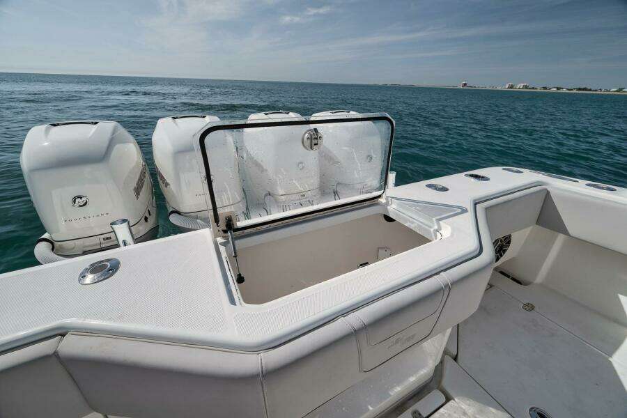 Corkscrew 39ft SeaVee Yacht For Sale