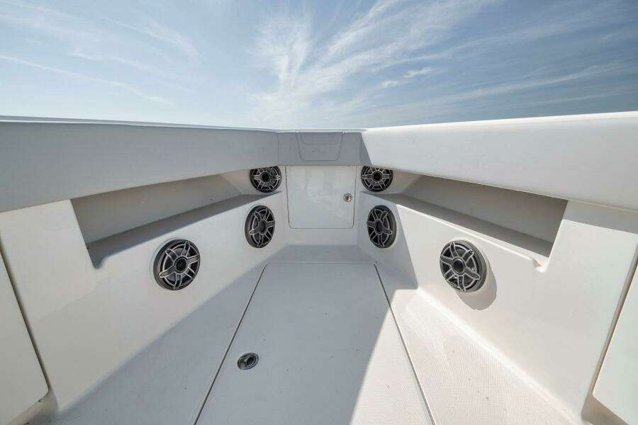 Corkscrew 39ft SeaVee Yacht For Sale