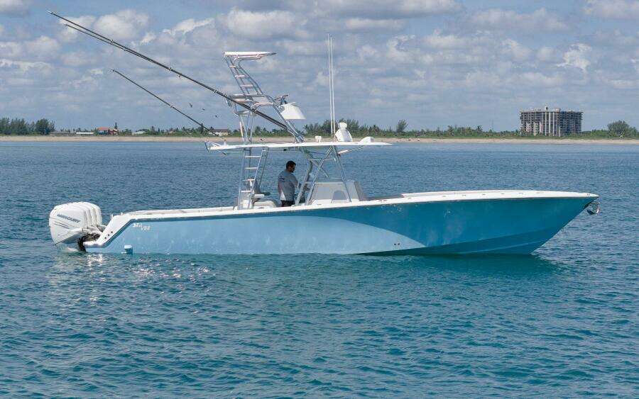 Corkscrew 39ft SeaVee Yacht For Sale