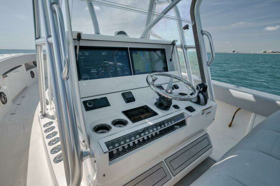 Corkscrew 39ft SeaVee Yacht For Sale