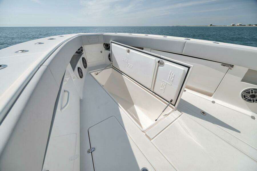 Corkscrew 39ft SeaVee Yacht For Sale