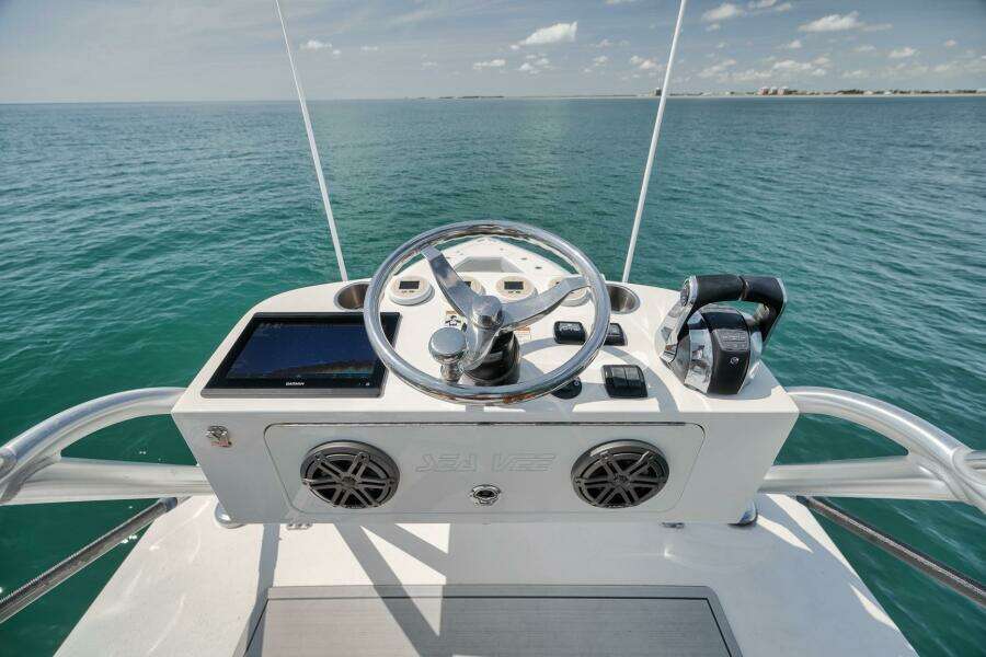Corkscrew 39ft SeaVee Yacht For Sale
