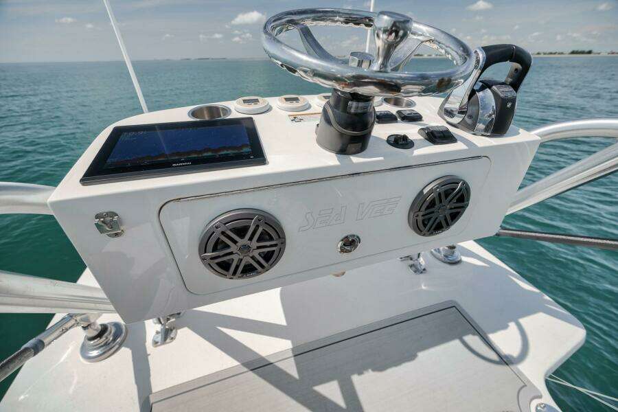 Corkscrew 39ft SeaVee Yacht For Sale