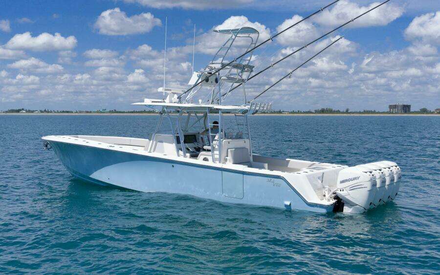 Corkscrew 39ft SeaVee Yacht For Sale