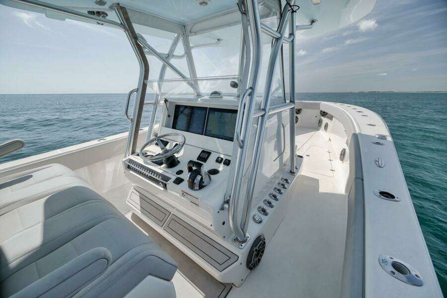 Corkscrew 39ft SeaVee Yacht For Sale