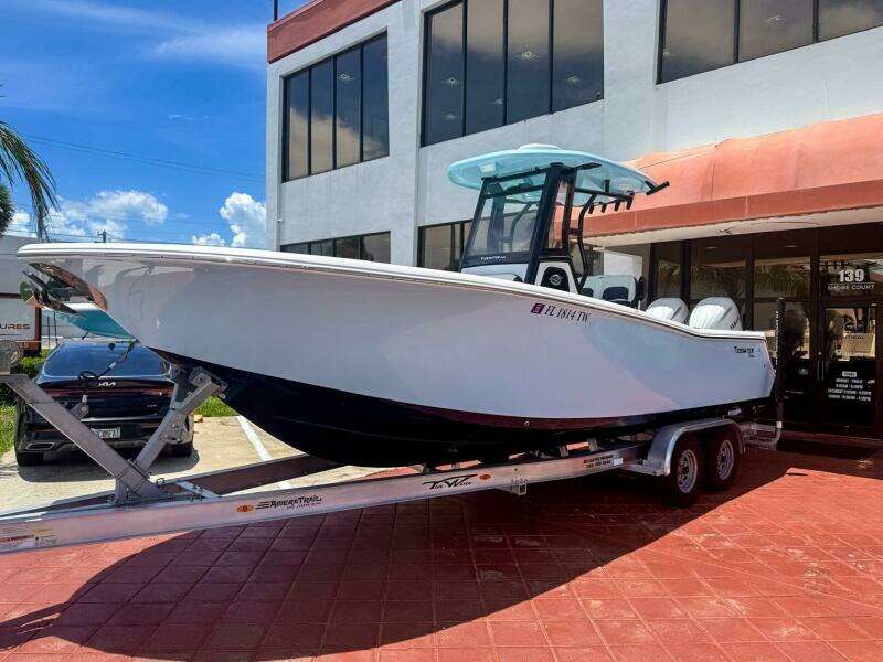 25ft Tidewater Yacht For Sale