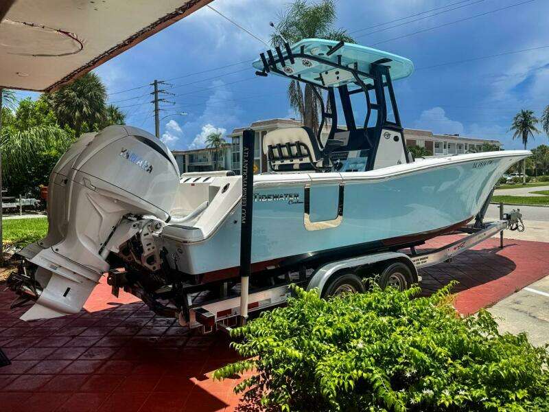 25ft Tidewater Yacht For Sale