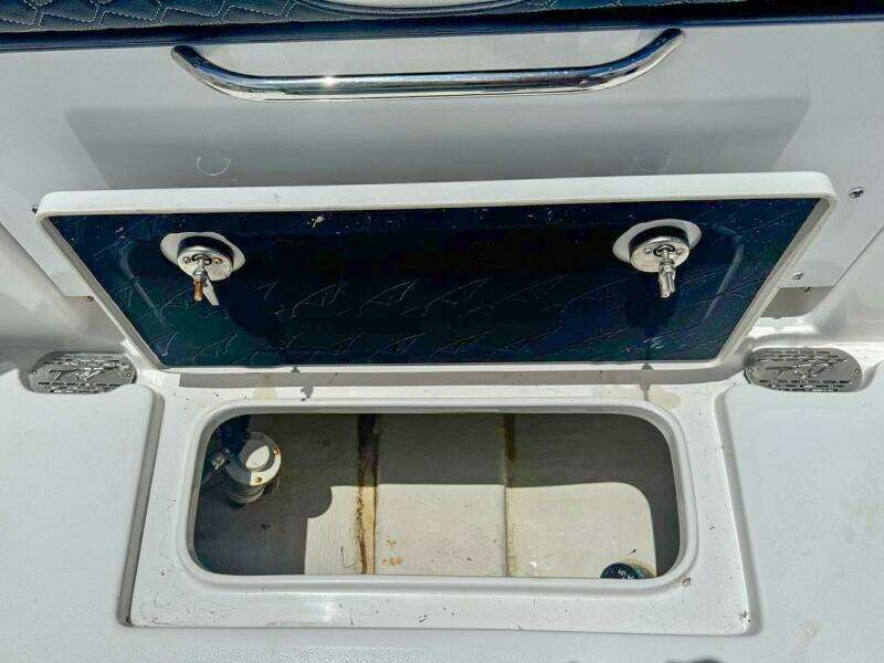 25ft Tidewater Yacht For Sale