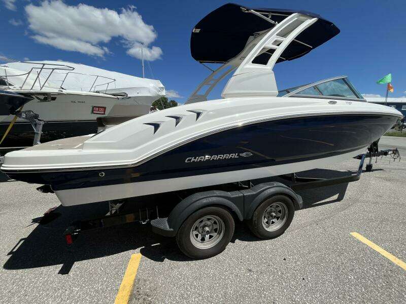 Michelle 23ft Chaparral Yacht For Sale