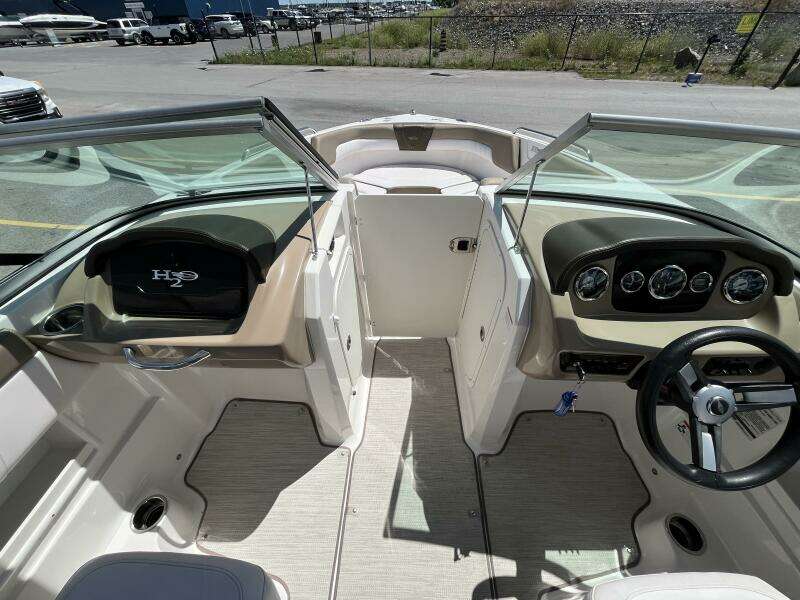 Michelle 23ft Chaparral Yacht For Sale