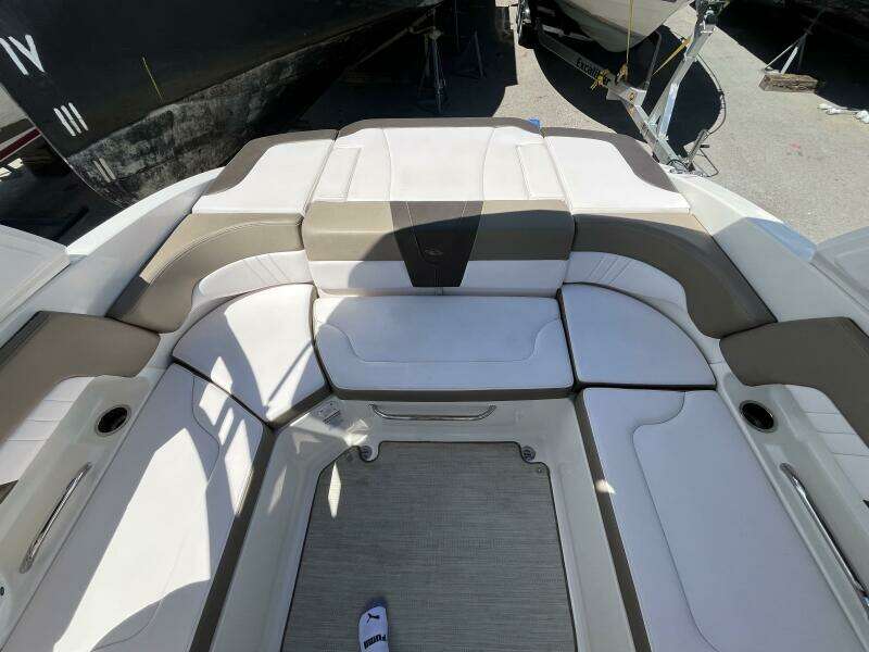 Michelle 23ft Chaparral Yacht For Sale