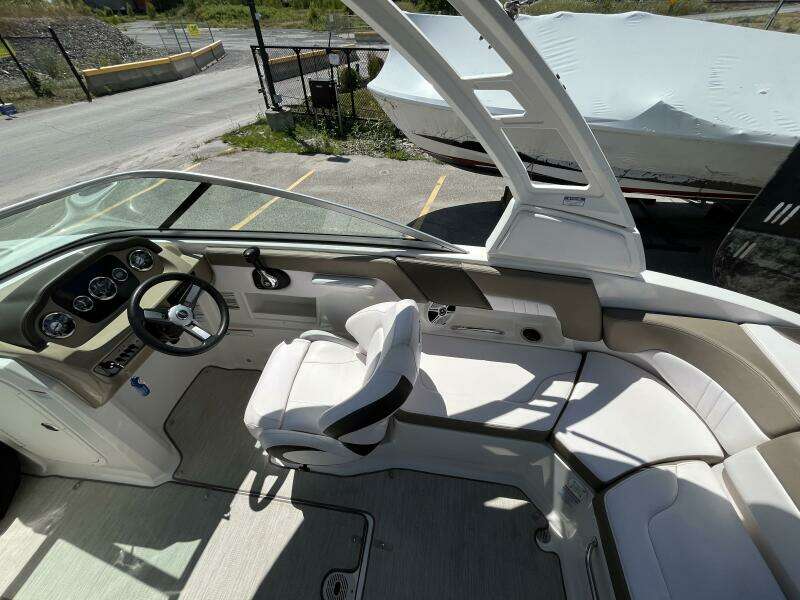 Michelle 23ft Chaparral Yacht For Sale