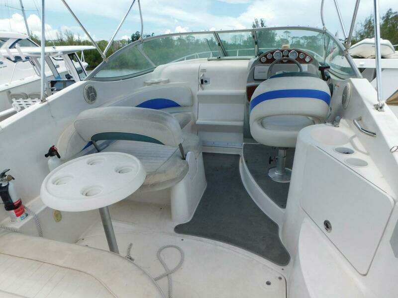 To Sea 26ft Bayliner Yacht For Sale