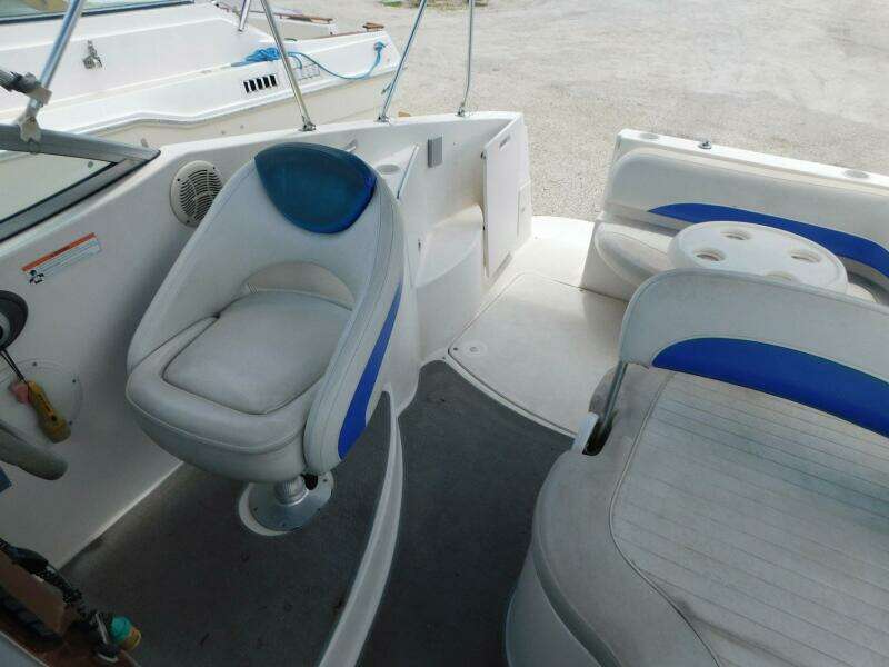 To Sea 26ft Bayliner Yacht For Sale