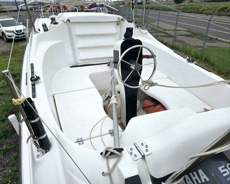26ft Macgregor Yacht For Sale