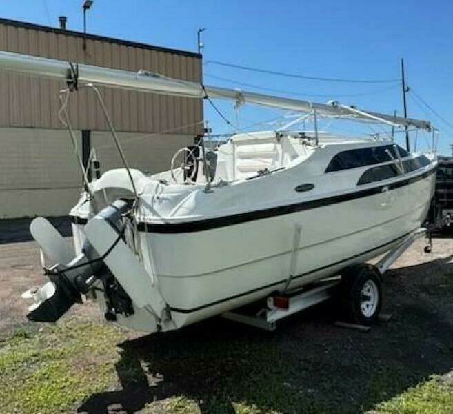 26ft Macgregor Yacht For Sale