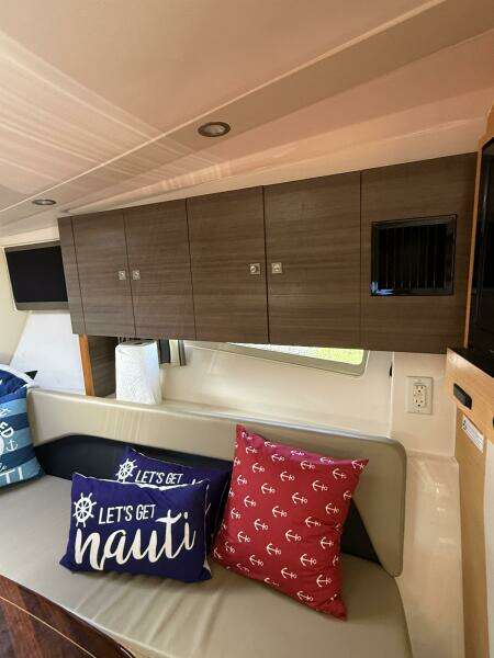 41ft Pursuit Yacht For Sale