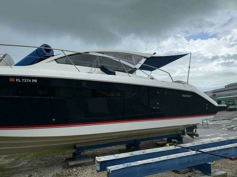 41ft Pursuit Yacht For Sale