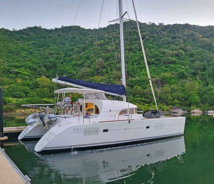 Zagreb 38ft Lagoon Yacht For Sale