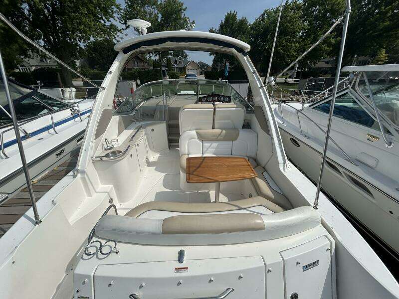 31ft Sea Ray Yacht For Sale