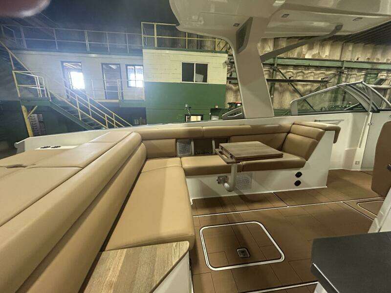 32ft Aviara Yacht For Sale