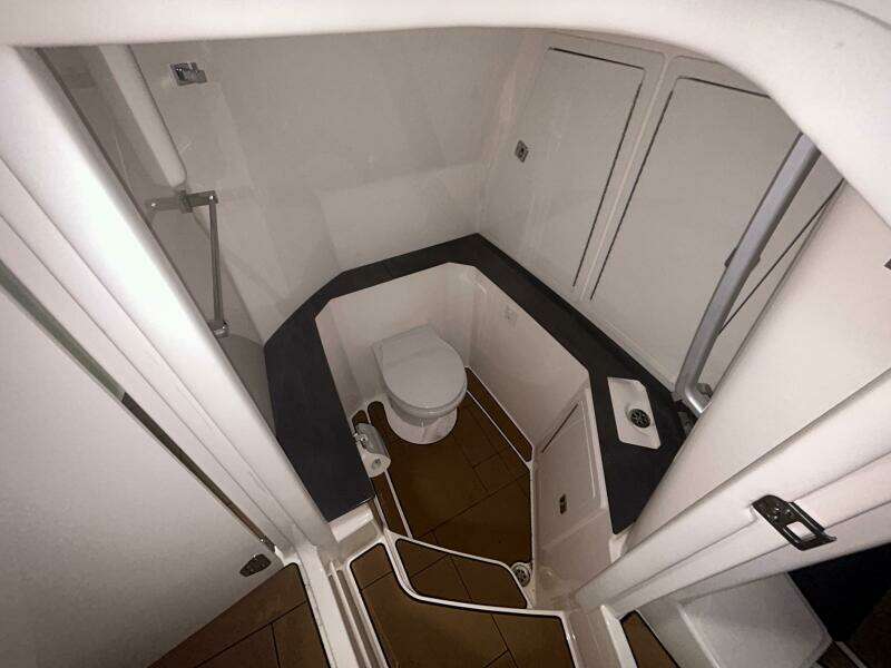 32ft Aviara Yacht For Sale