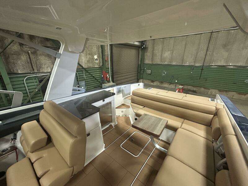 32ft Aviara Yacht For Sale