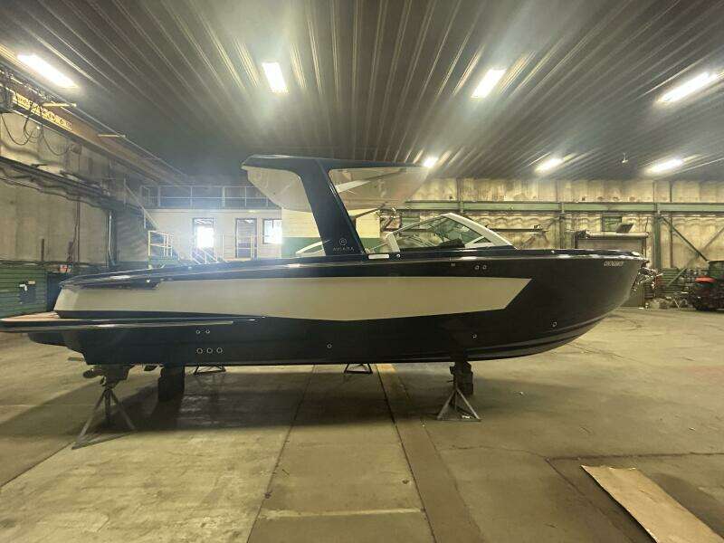 32ft Aviara Yacht For Sale