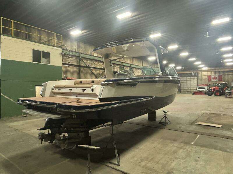 32ft Aviara Yacht For Sale