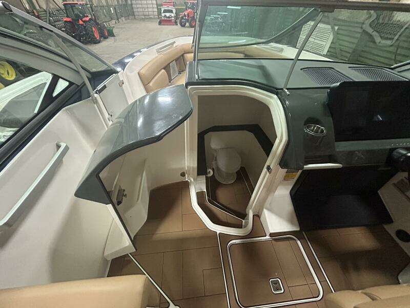 32ft Aviara Yacht For Sale
