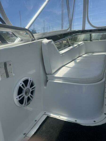 HOOK  EM 42ft Hatteras Yacht For Sale
