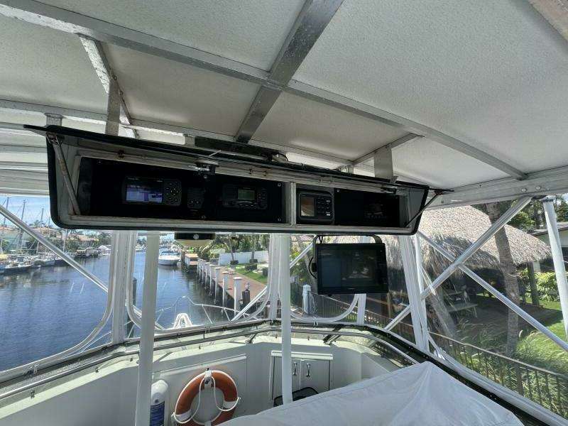 HOOK  EM 42ft Hatteras Yacht For Sale
