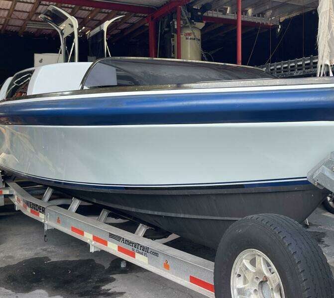 33ft Goetz Yacht For Sale