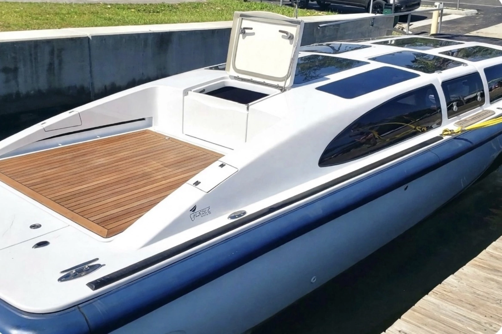 2008 Goetz Custom Boats 33 Limo Tender