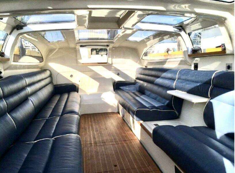 33ft Goetz Yacht For Sale