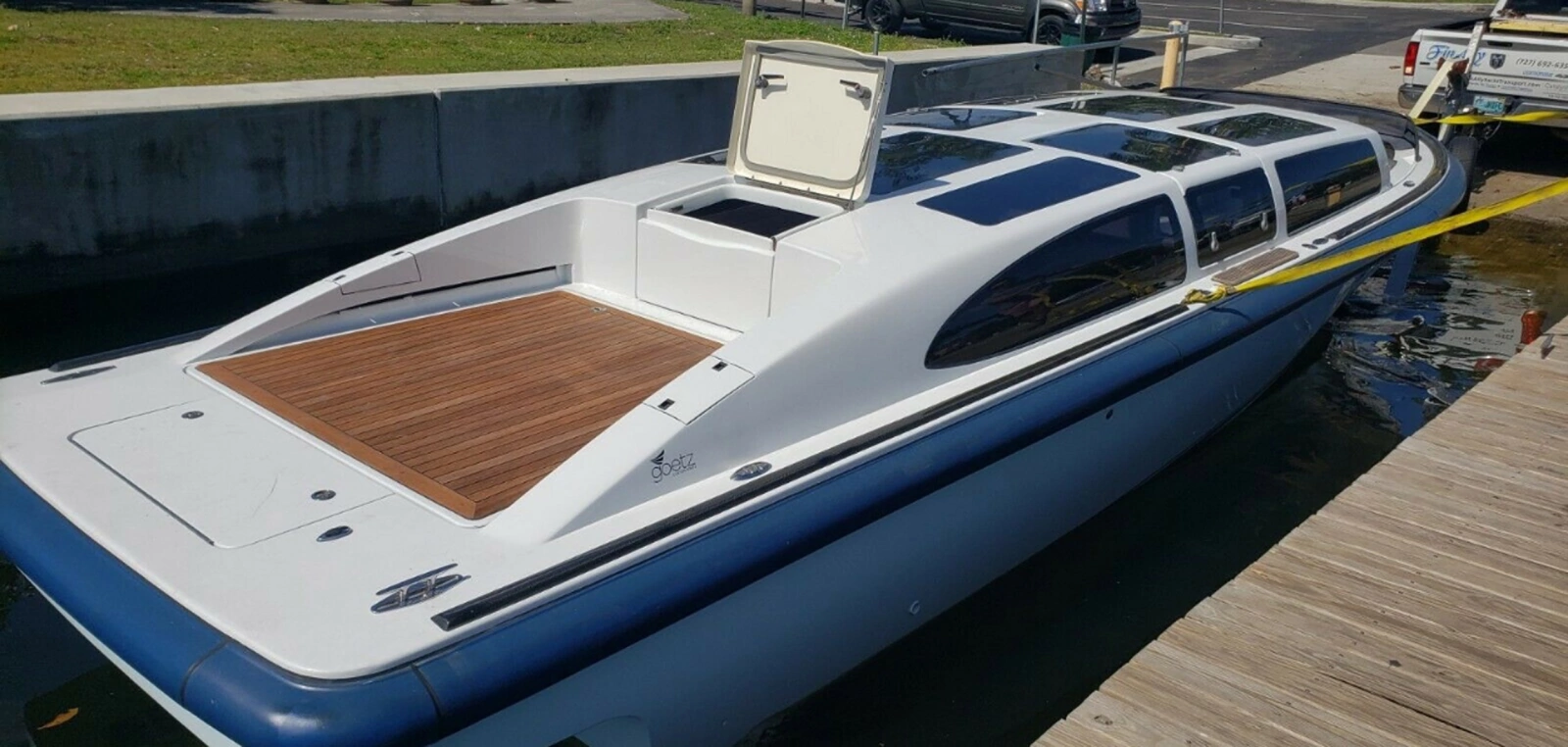2008 Goetz Custom Boats 33 Limo Tender