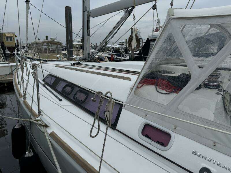 BEL CANTO 37ft Beneteau Yacht For Sale