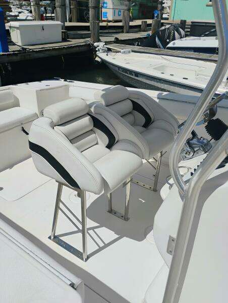 2007 Pro-Line 29 Super Sport Helm Seats