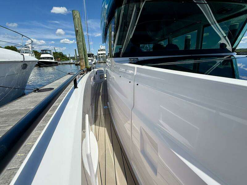 Good Vibes 37ft Axopar Yacht For Sale