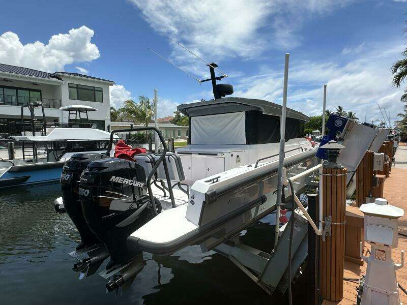 37ft Axopar Yacht For Sale