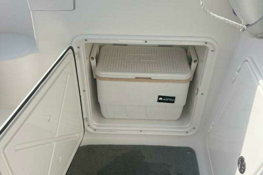 Jim s Joy 37ft Regal Yacht For Sale
