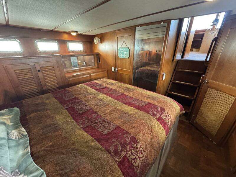 The Smithsunian 49ft DeFever Yacht For Sale