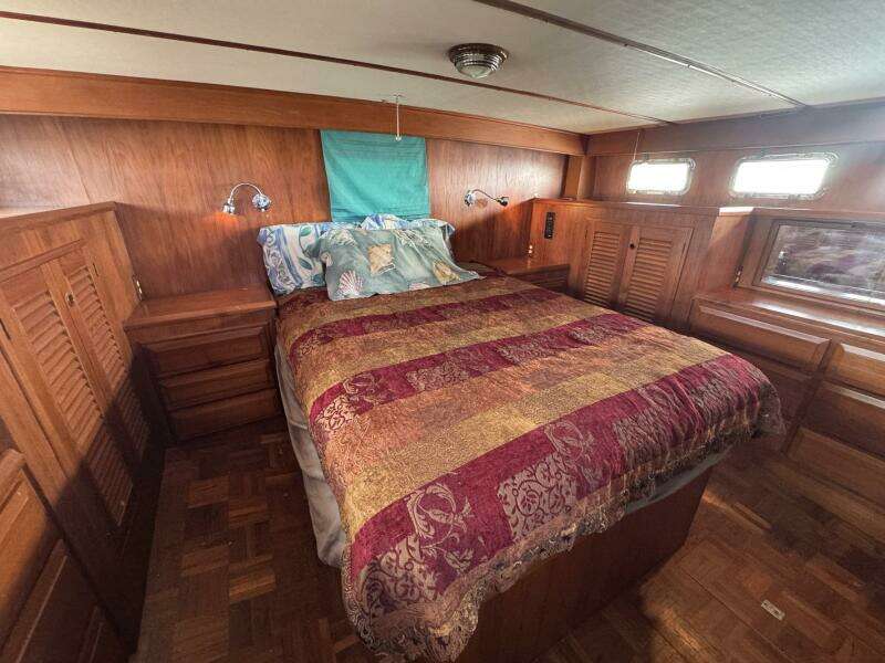 The Smithsunian 49ft DeFever Yacht For Sale