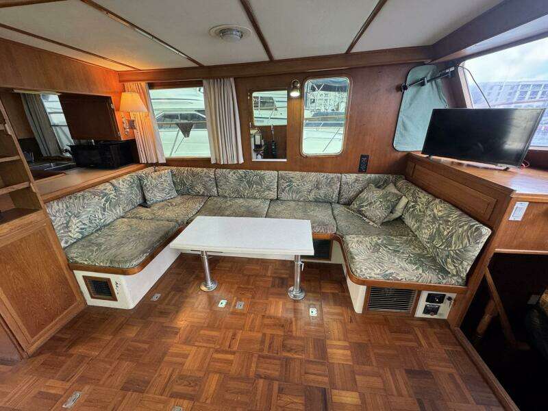 The Smithsunian 49ft DeFever Yacht For Sale