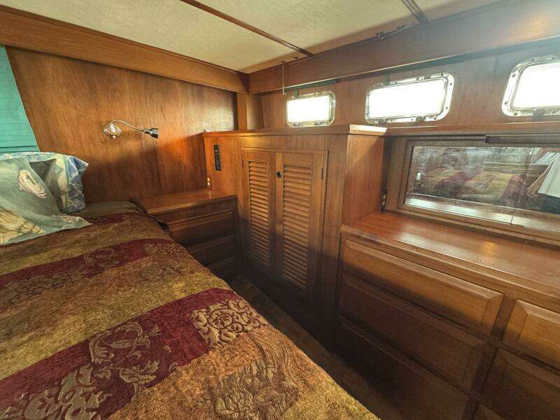 The Smithsunian 49ft DeFever Yacht For Sale