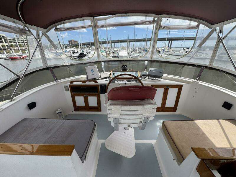 The Smithsunian 49ft DeFever Yacht For Sale