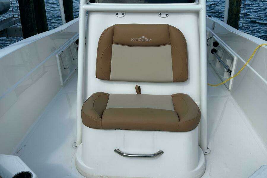23ft NauticStar Yacht For Sale