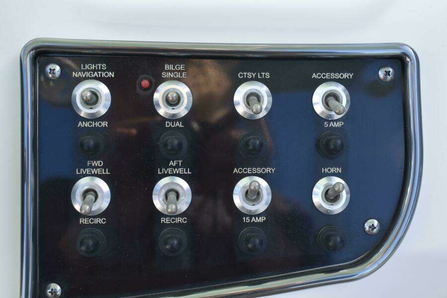 23ft NauticStar Yacht For Sale